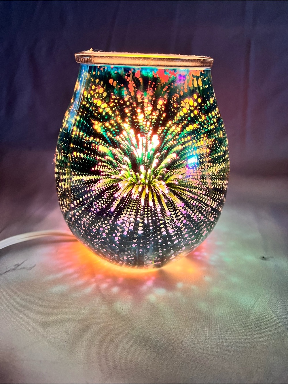 Scentsy Multicolor Starburst Glass Warmer - Green, Yellow, Blue, Purple